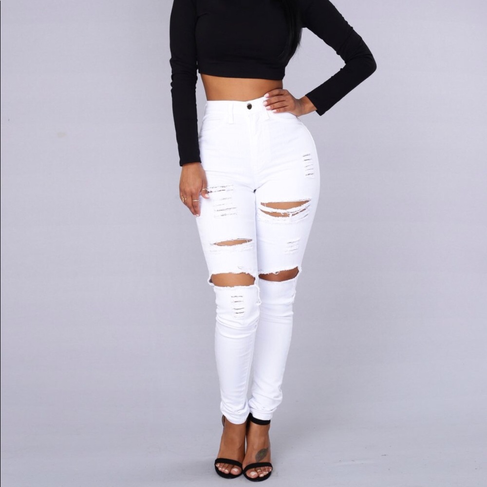 FASHIONOVA White Blanched Jeans